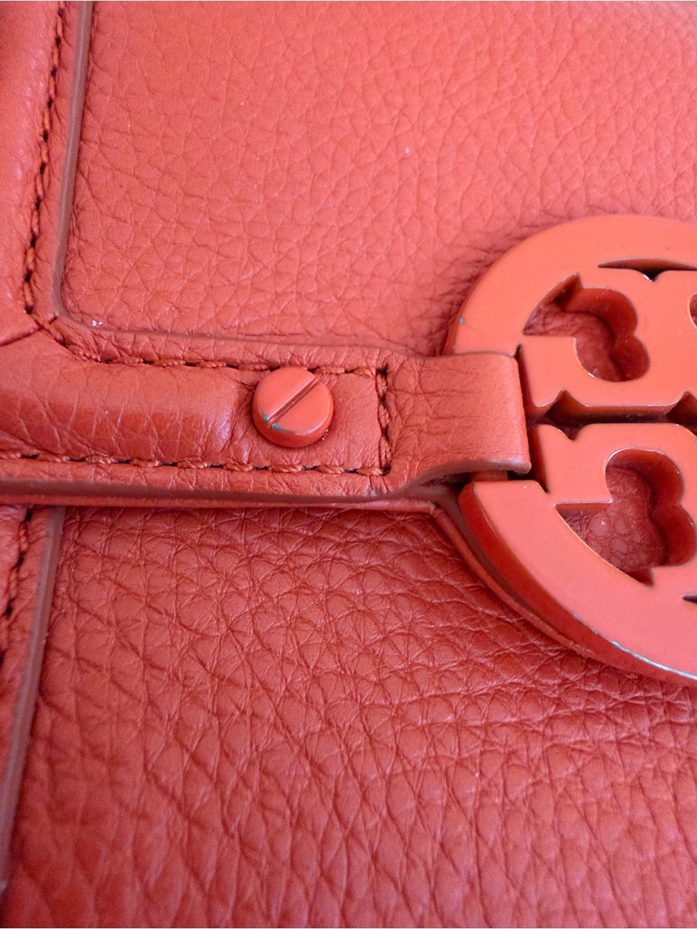 TORY BURCH Pebbled Leather Wallet - Picture 9 of 10